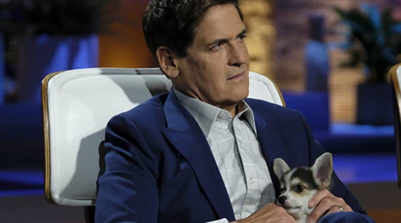 Mark Cuban Declares Dogs Are Superior Problem Solvers to AI 2 Mark Cuban with a dog