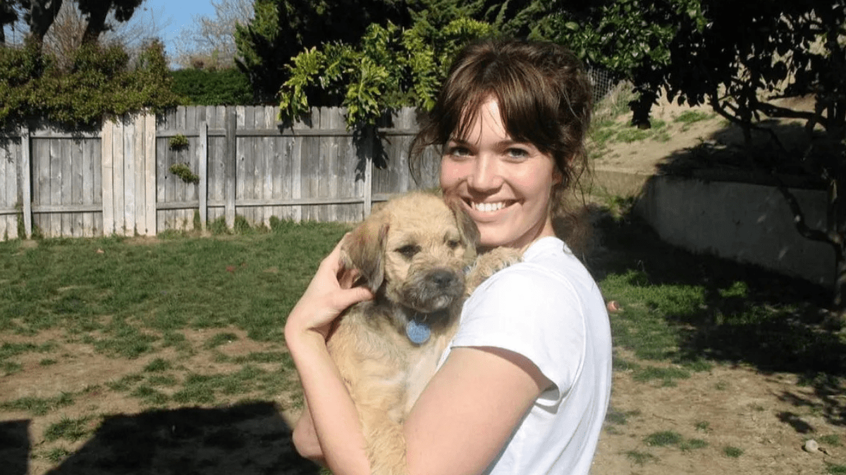 Mandy Moore Honors the Life of Her Late Dog in Emotional Tribute 3 Mandy Moore with Joni