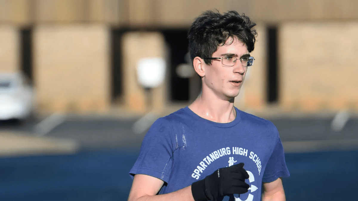 Nicholas Rhoden ALEX HICKS JR.STAFF
